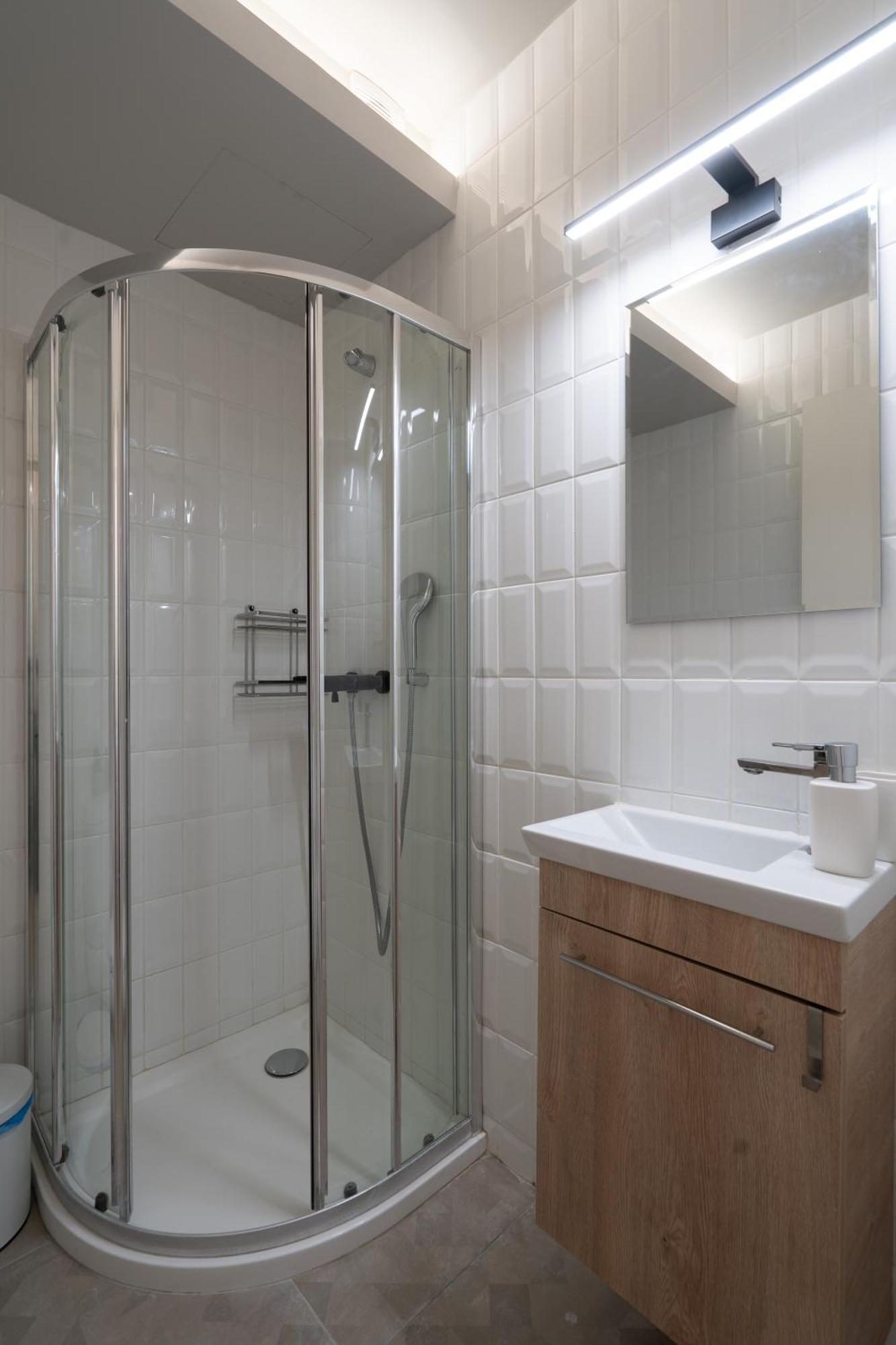 Apartment ☆kalimarmaro 3bd For Max Fun & Comfortability☆